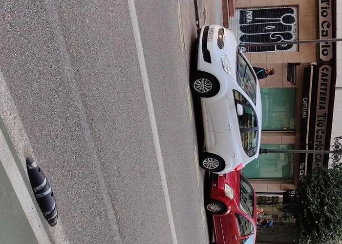 Turistico Menendez Pelayo -vigo Apartament *